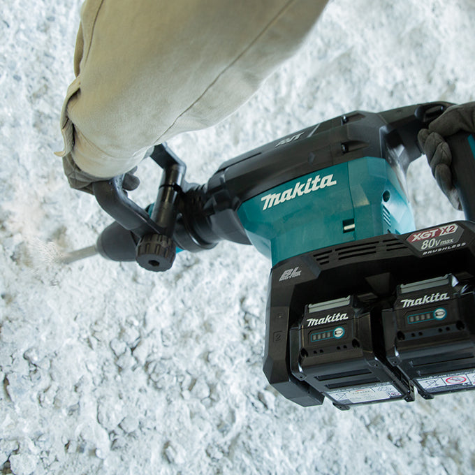 Makita HM002GZ03 80V MAX XGT Li-Ion 26 lbs. SDS-MAX Demolition Hammer with Brushless Motor & AWS (Tool Only)