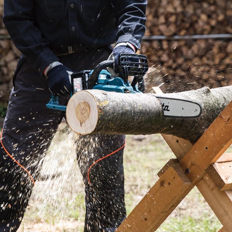 Makita 16" / 18Vx2 LXT Cordless Chainsaw - DUC400Z